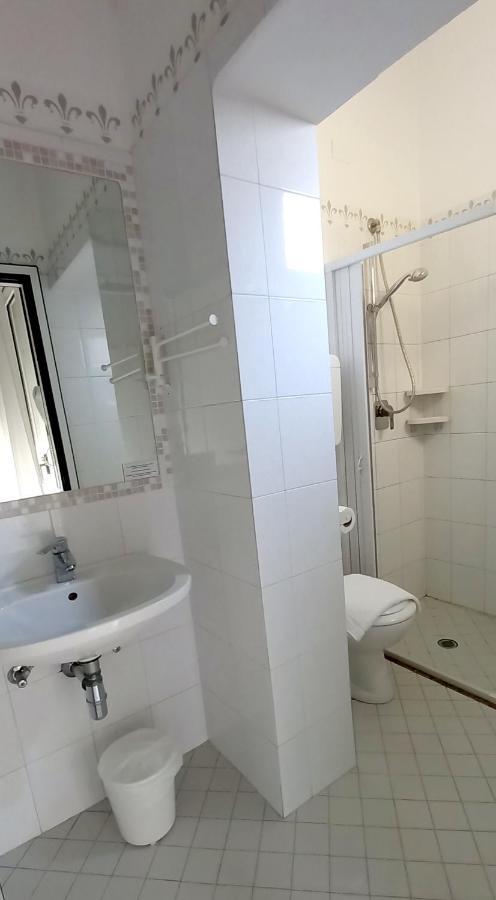 Hotel Brotas Rimini Eksteriør billede