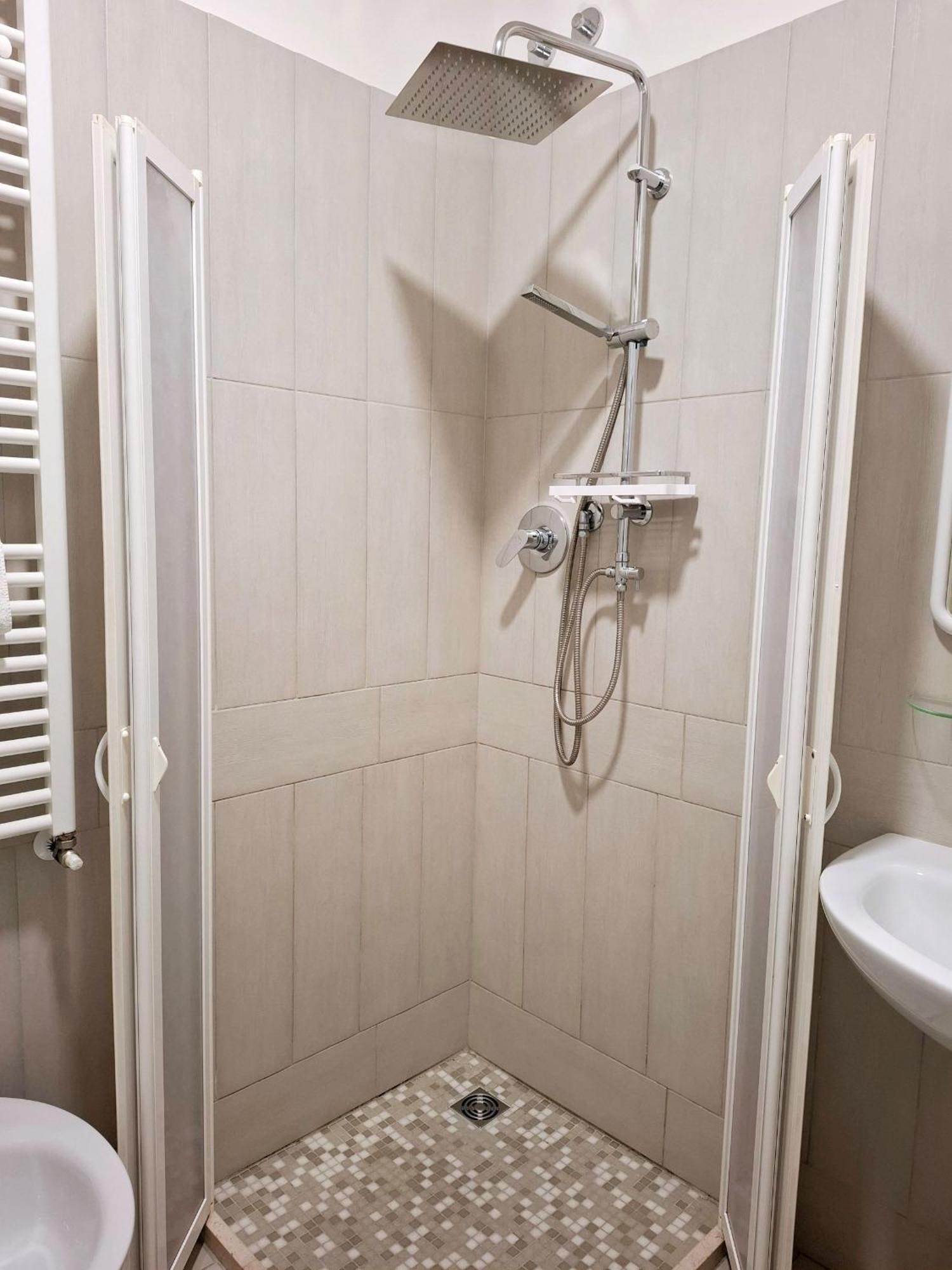 Hotel Brotas Rimini Eksteriør billede