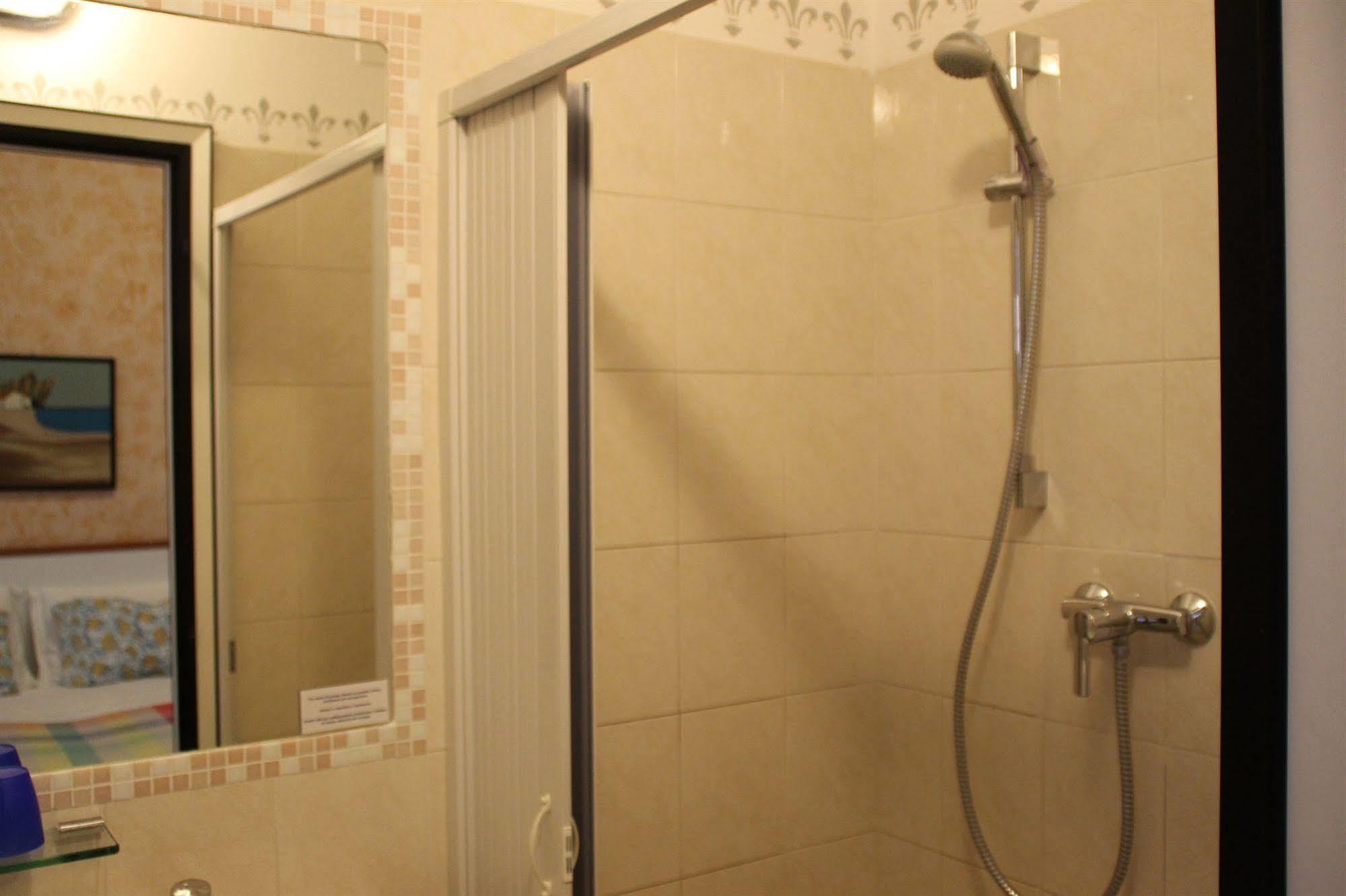 Hotel Brotas Rimini Eksteriør billede