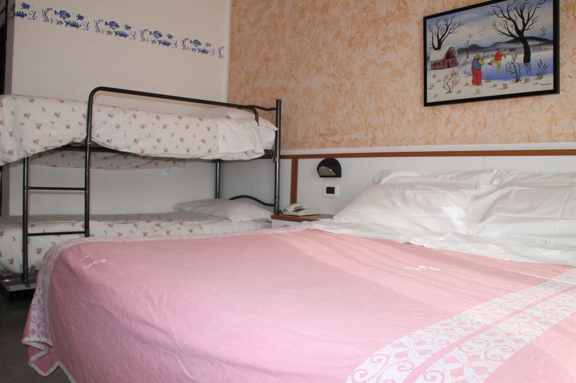 Hotel Brotas Rimini Eksteriør billede