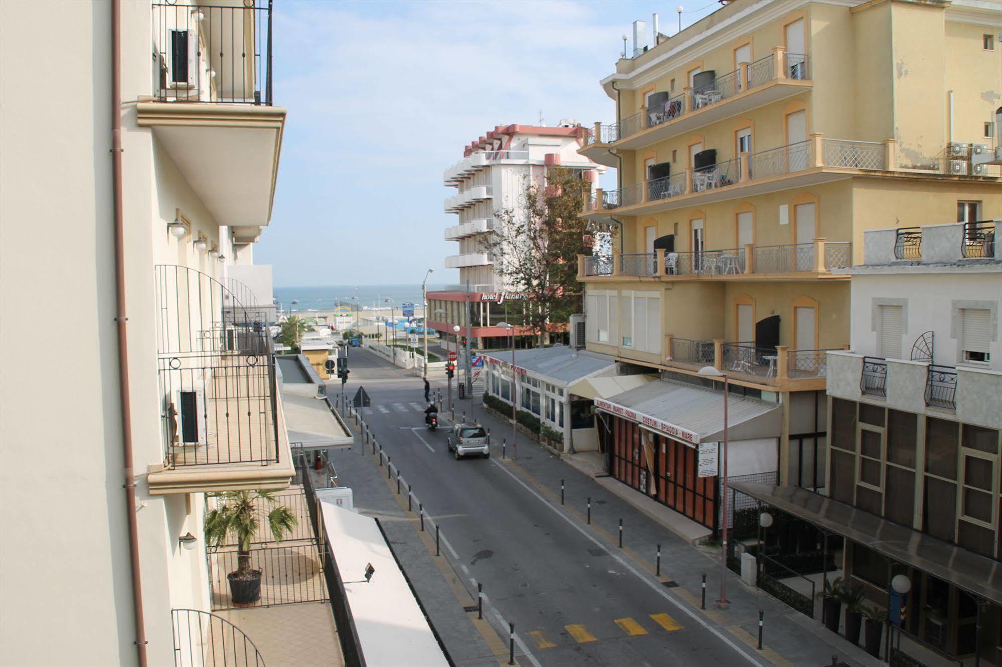 Hotel Brotas Rimini Eksteriør billede